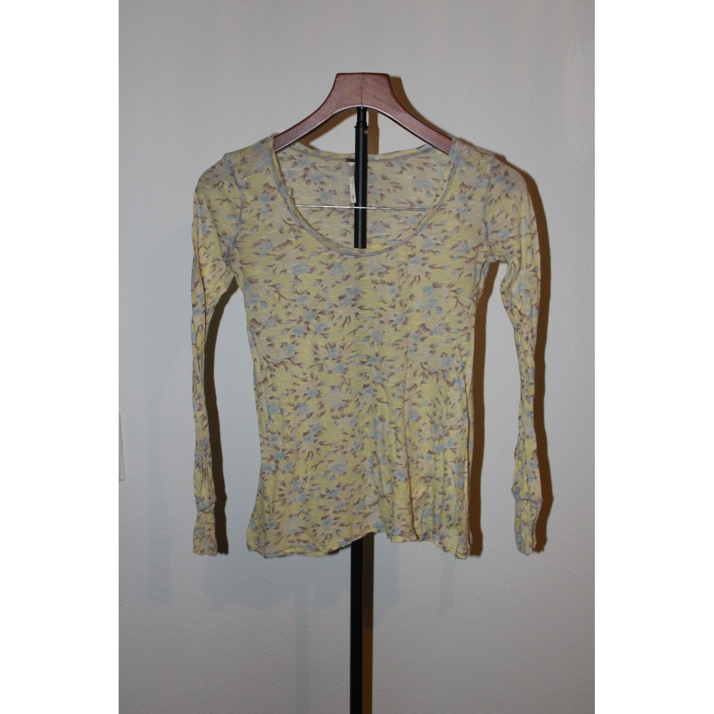 Free People Yellow Floral Scoop Neck Long‎ Sleeve Top Thumbholes XS